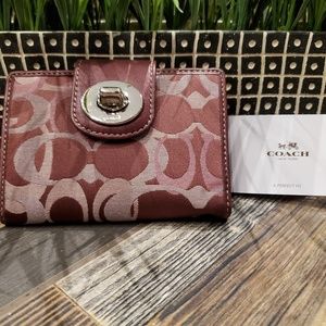 New Gorgeous Coach Wallet Burgundy Pink Gray
